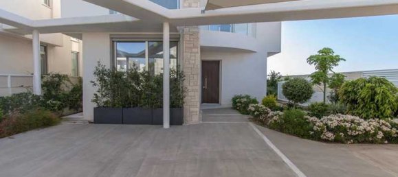 Дом с 5 спальнями в Пейя, Кипр № 15816 4