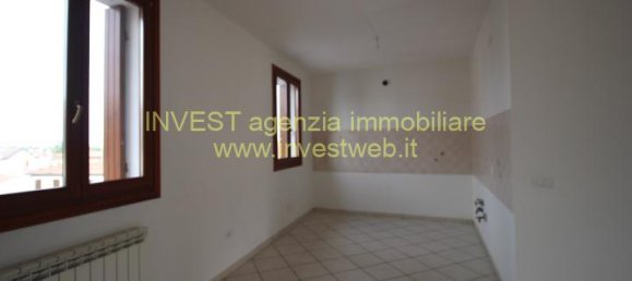 3 rooms Apartment in Porto Viro, Italy No. 90725 8