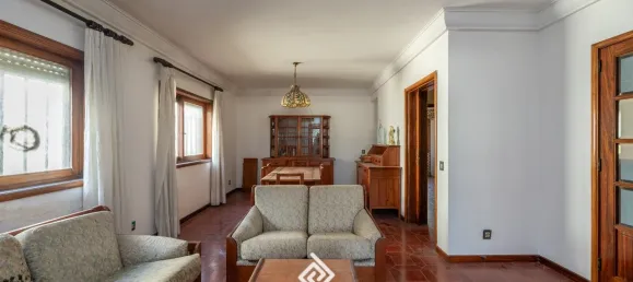 Casa de 3 dormitorios en Sao Felix da Marinha, Portugal No. 134780 7