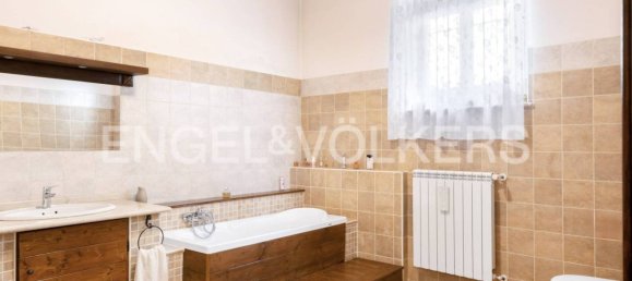 Villa T4 em Incisa Scapaccino, Italy N.º 125628 10