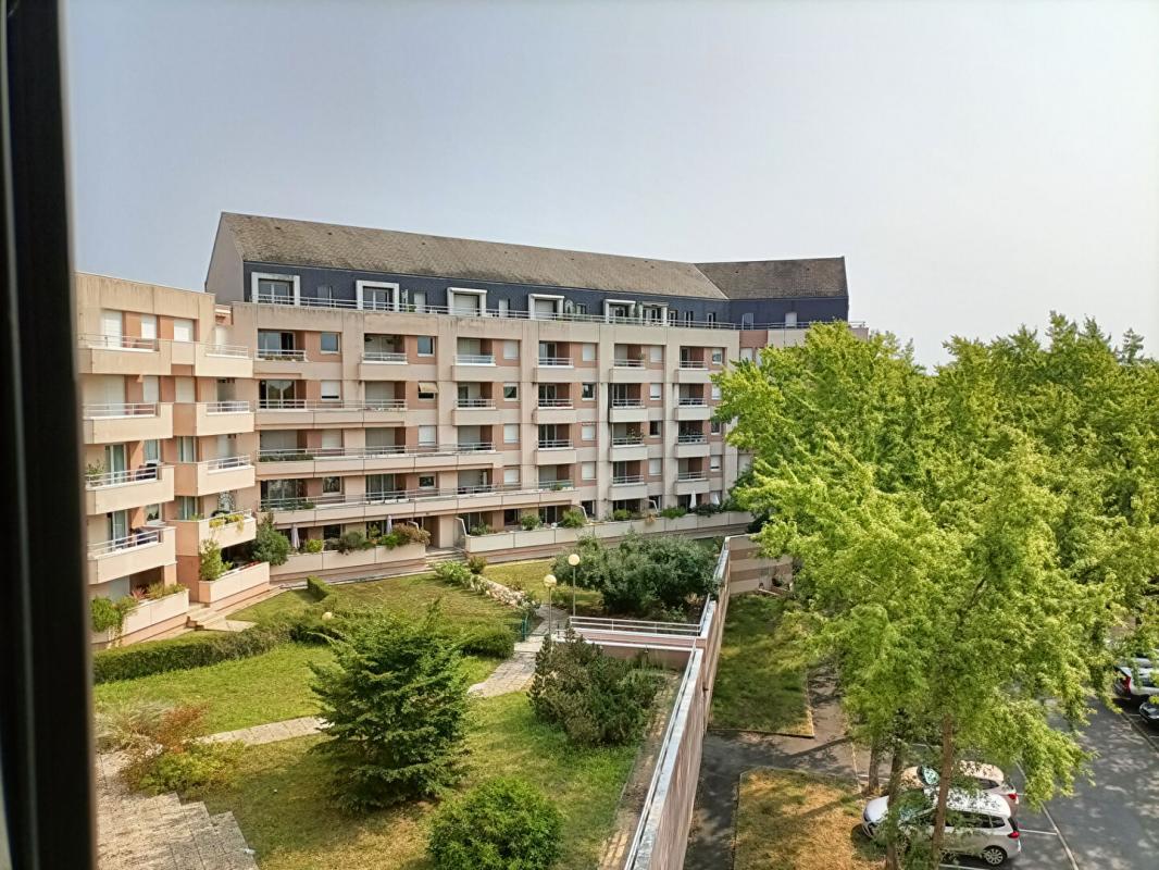 1 غرف نوم شقة في Orleans, France رقم 240645