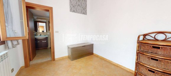 2 Schlafzimmer Haus in Bari, Italy, Nr. 301868 10