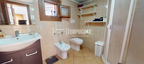 2 Schlafzimmer Haus in Bari, Italy, Nr. 301868 12