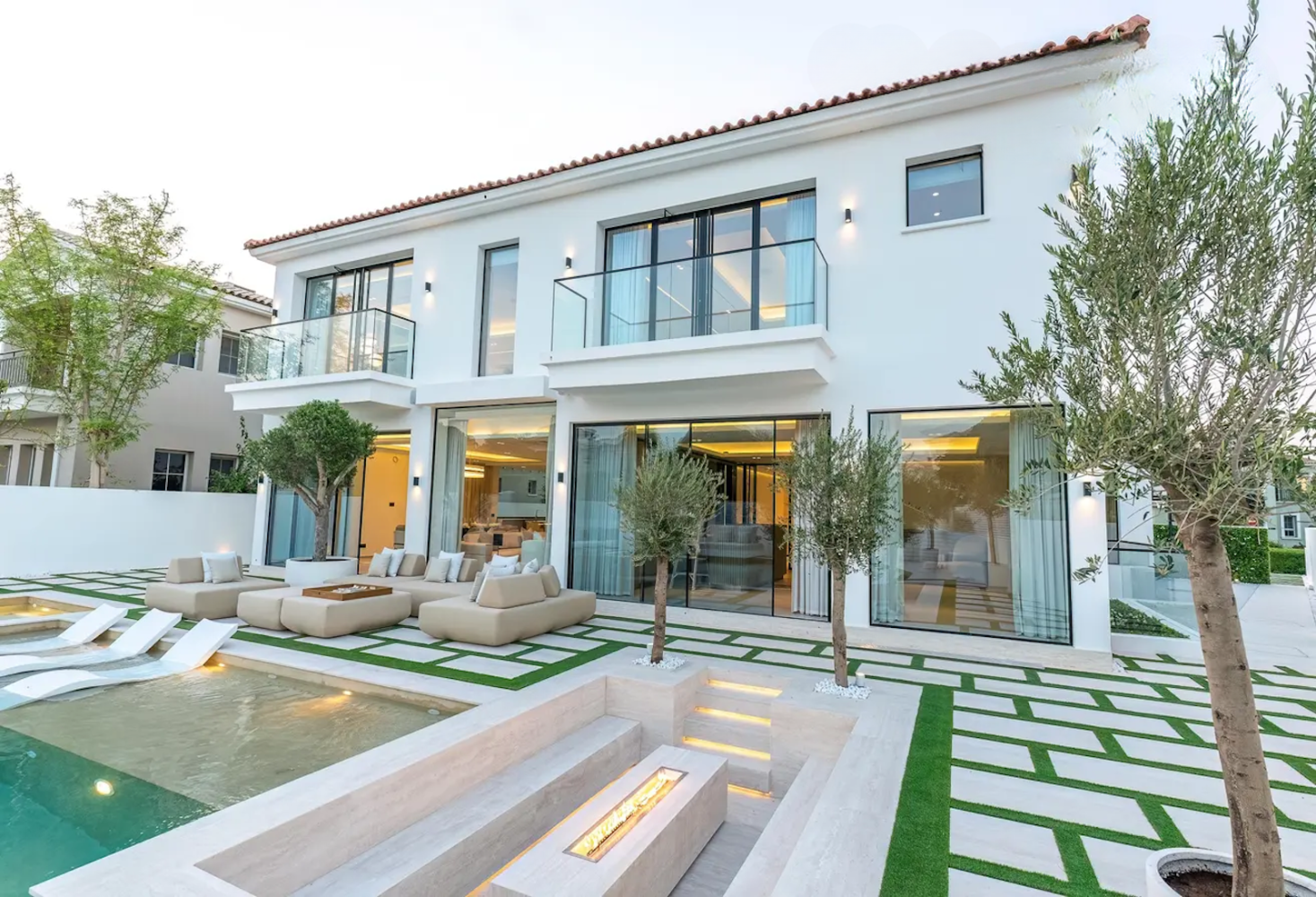 6 Schlafzimmer Villa in Dubai, UAE, Nr. 21101