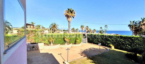 3 Schlafzimmer Villa in Augusta, Italy, Nr. 76219 23