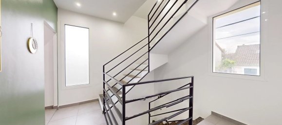 3 Schlafzimmer Haus in Montfermeil, France, Nr. 137327 5