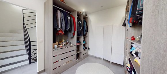 3 Schlafzimmer Haus in Montfermeil, France, Nr. 137327 20