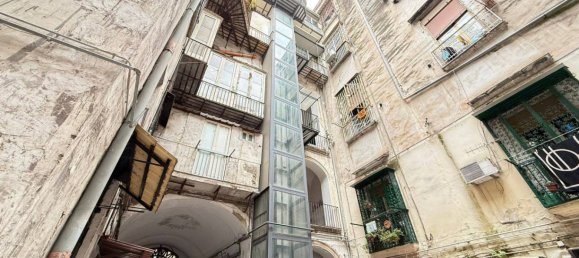 3 Schlafzimmer Wohnung in Naples, Italy, Nr. 257512 19