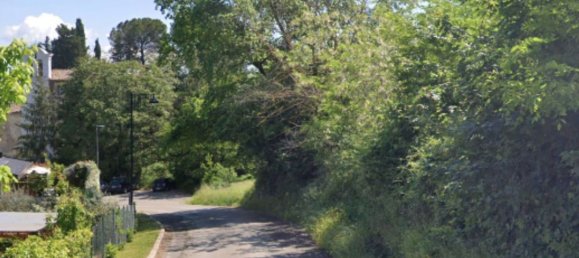 Apartamento de 7 habitaciónes en Montevarchi, Italy No. 196812 2