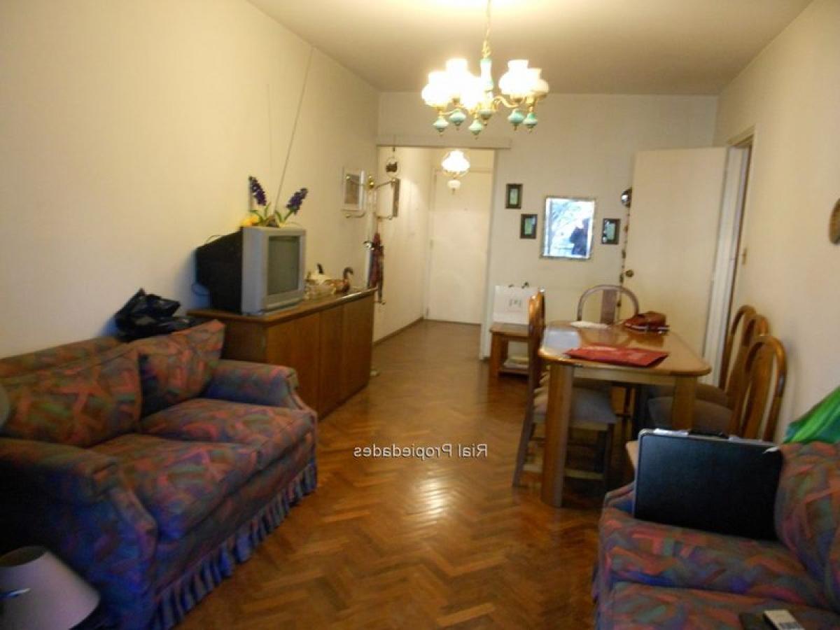 2 bedrooms Apartment in Montevideo, Uruguay No. 1081