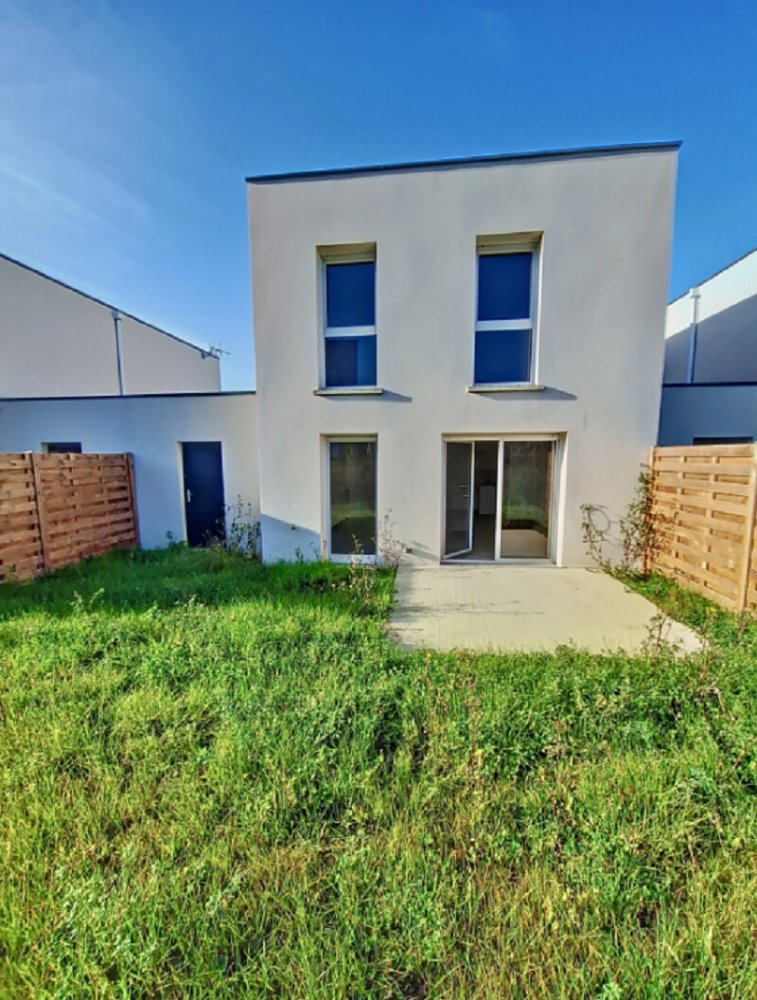 3 bedrooms House in Epernon, France No. 225465