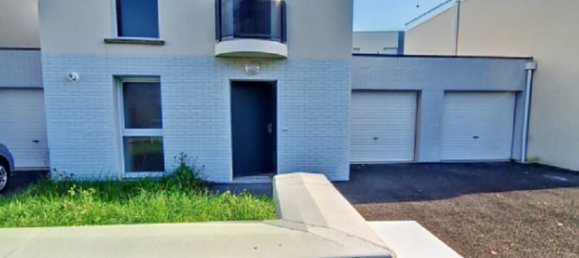 3 bedrooms House in Epernon, France No. 225465 3