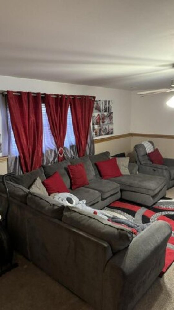 4 bedrooms House in Lake Station, USA No. 400175