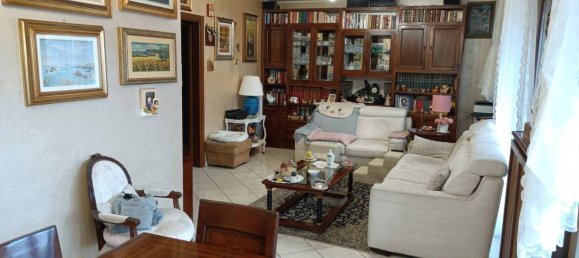 2 Schlafzimmer Wohnung in Collegno, Italy, Nr. 290002 3