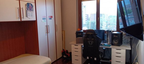 2 Schlafzimmer Wohnung in Collegno, Italy, Nr. 290002 11