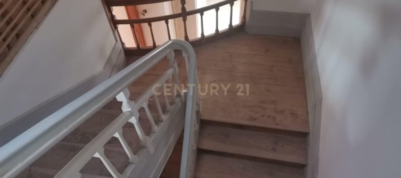 13 bedrooms Building in Coimbra, Portugal No. 129892 13