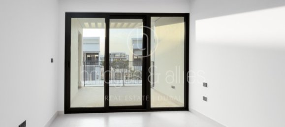 4 غرف نوم فيلا في دبي, UAE رقم 64790 12