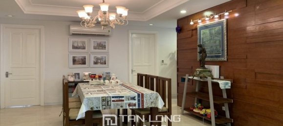 3 bedrooms Apartment in Tay Ho, Vietnam No. 1057 4