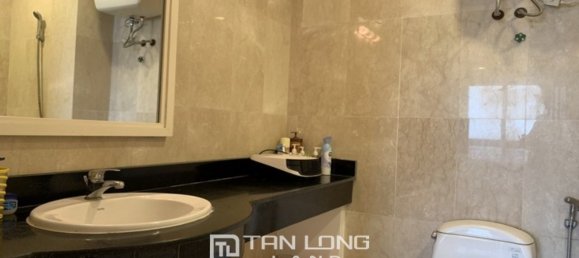 3 bedrooms Apartment in Tay Ho, Vietnam No. 1057 10