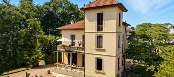 4 غرف نوم فيلا في Castronno, Italy رقم 338247 14