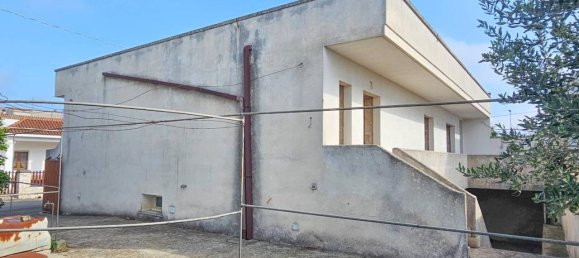 Casa de 5 habitaciónes en Spongano, Italy No. 34504 12