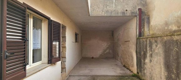 Casa de 5 habitaciónes en Spongano, Italy No. 34504 25