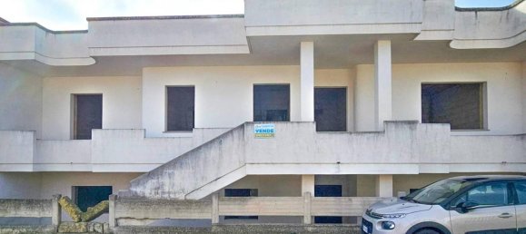 Casa de 5 habitaciónes en Spongano, Italy No. 34504 8