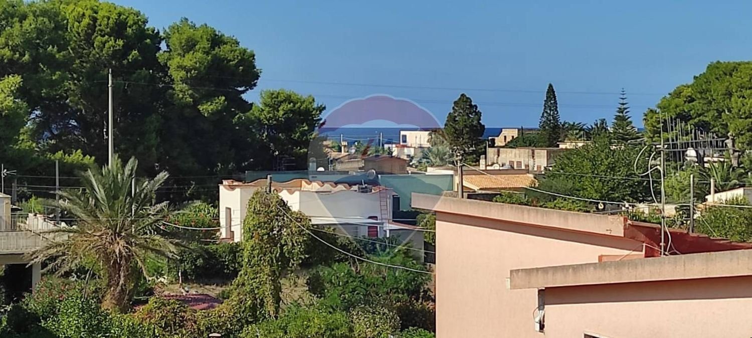 9 bedrooms House in Trapani, Italy No. 337978