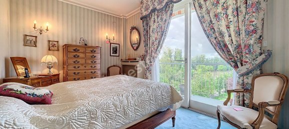 5 bedrooms Apartment in Tours, France No. 65667 9