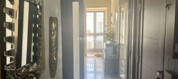 3 bedrooms Apartment in Fgura, Malta No. 8189 10