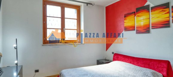 Квартира с 2 спальнями в Карнаго, Италия № 291579 13