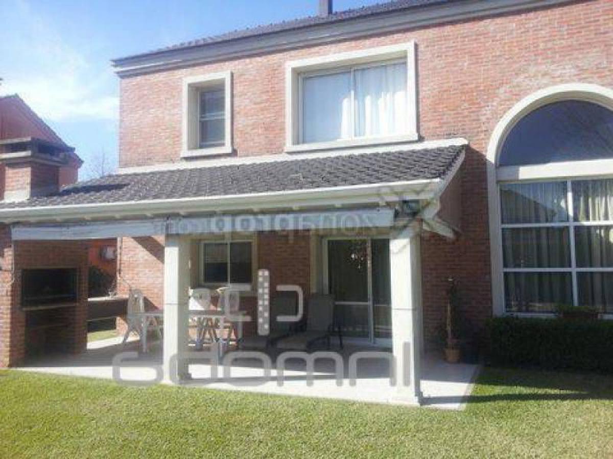 Casa T4 em Pilar, Argentina N.º 78209