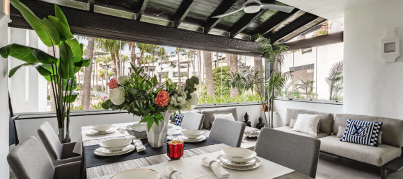 Apartamento de 3 dormitorios en Marbella, Spain No. 70998 5