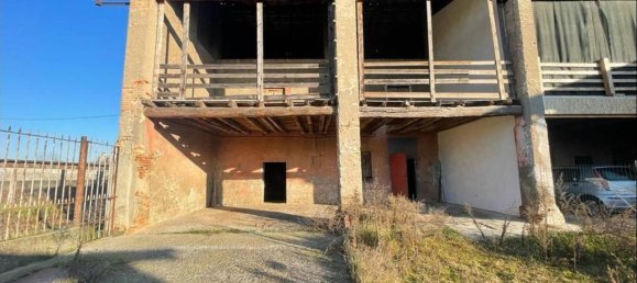 5 rooms House in Romano di Lombardia, Italy No. 70157 14