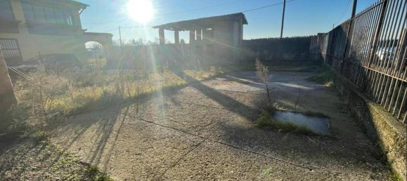 5 rooms House in Romano di Lombardia, Italy No. 70157 5