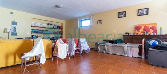 Квартира с 12 комнатами в Гаворрано, Италия № 213313 30