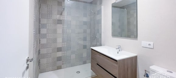 15 rooms Commercial property in Lloret de Mar, Spain No. 10709 16