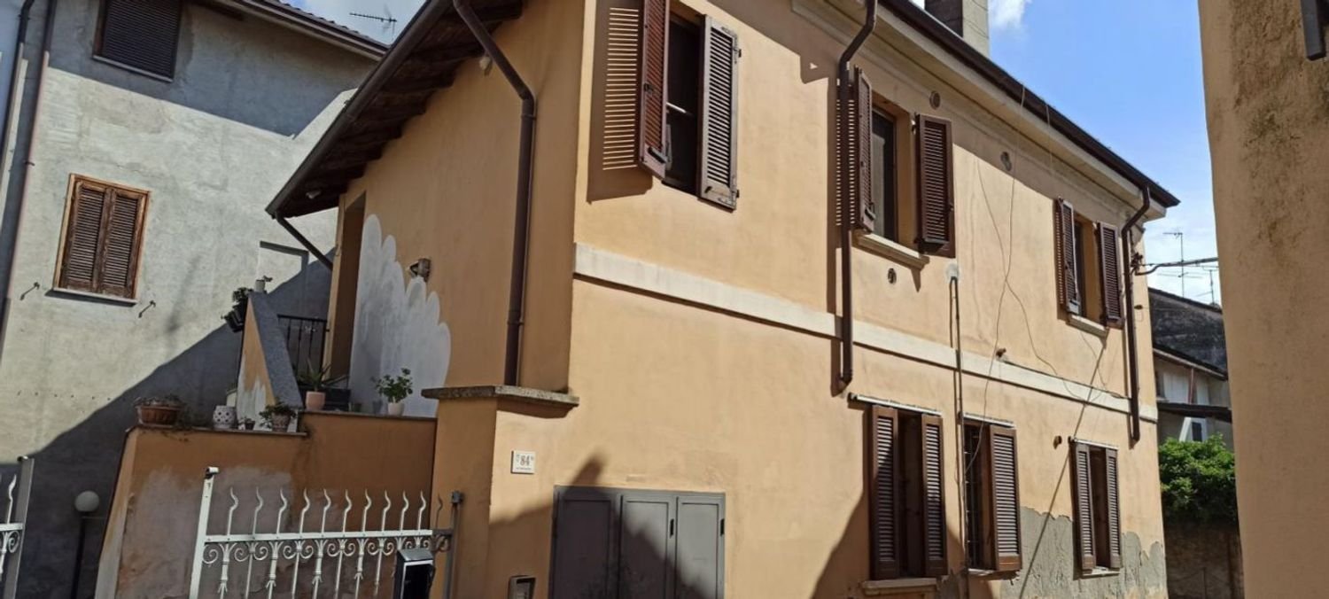 2 rooms Apartment in Voghera, Italy No. 102055