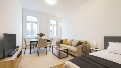 Estudio en Josefstadt, Austria No. 8232