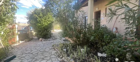 Дом с 6 комнатами в Окситания, Франция № 323830 11