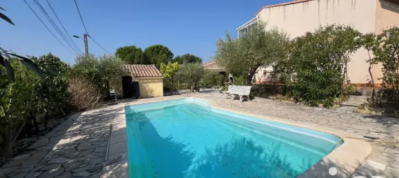 Дом с 6 комнатами в Окситания, Франция № 323830 3