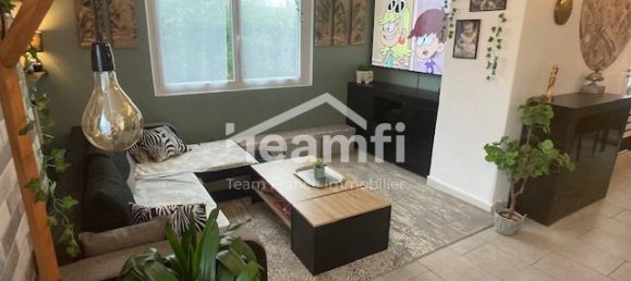 4 Schlafzimmer Haus in Civray, France, Nr. 233402 12