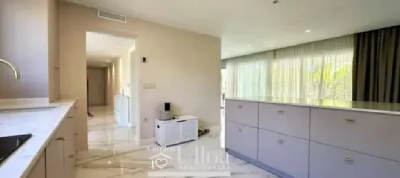 Дом с 7 спальнями в Аликанте, Испания № 176960 15