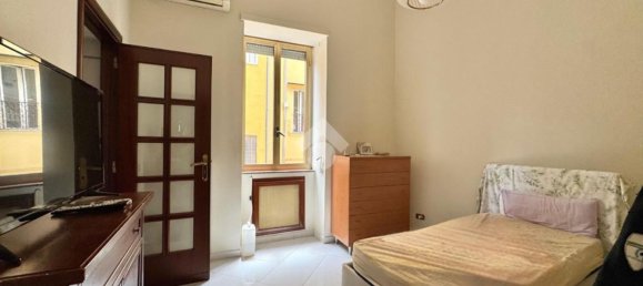 3 bedrooms Apartment in Naples, Italy No. 311571 25