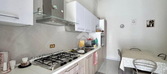 3 bedrooms Apartment in Naples, Italy No. 311571 37