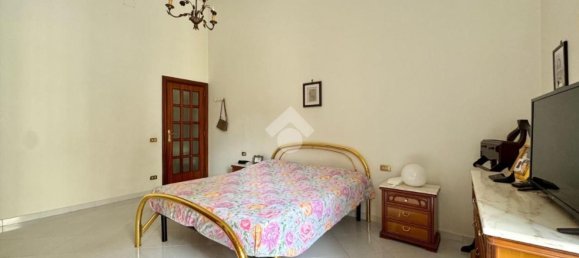 3 bedrooms Apartment in Naples, Italy No. 311571 12