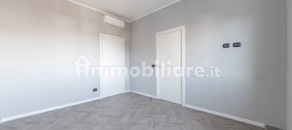 2 bedrooms Apartment in Milan, Italy No. 259570 11