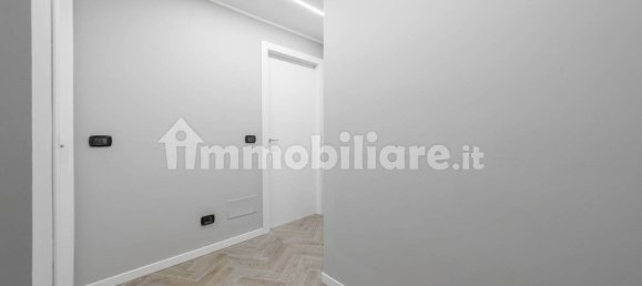 2 bedrooms Apartment in Milan, Italy No. 259570 6