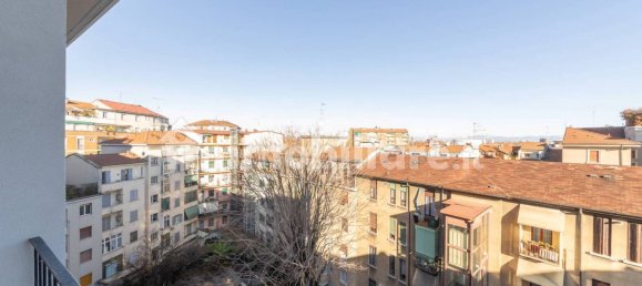 2 bedrooms Apartment in Milan, Italy No. 259570 17