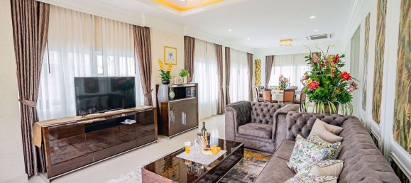 4 bedrooms Cafe / restaurant in Pattaya, Thailand No. 1848 3